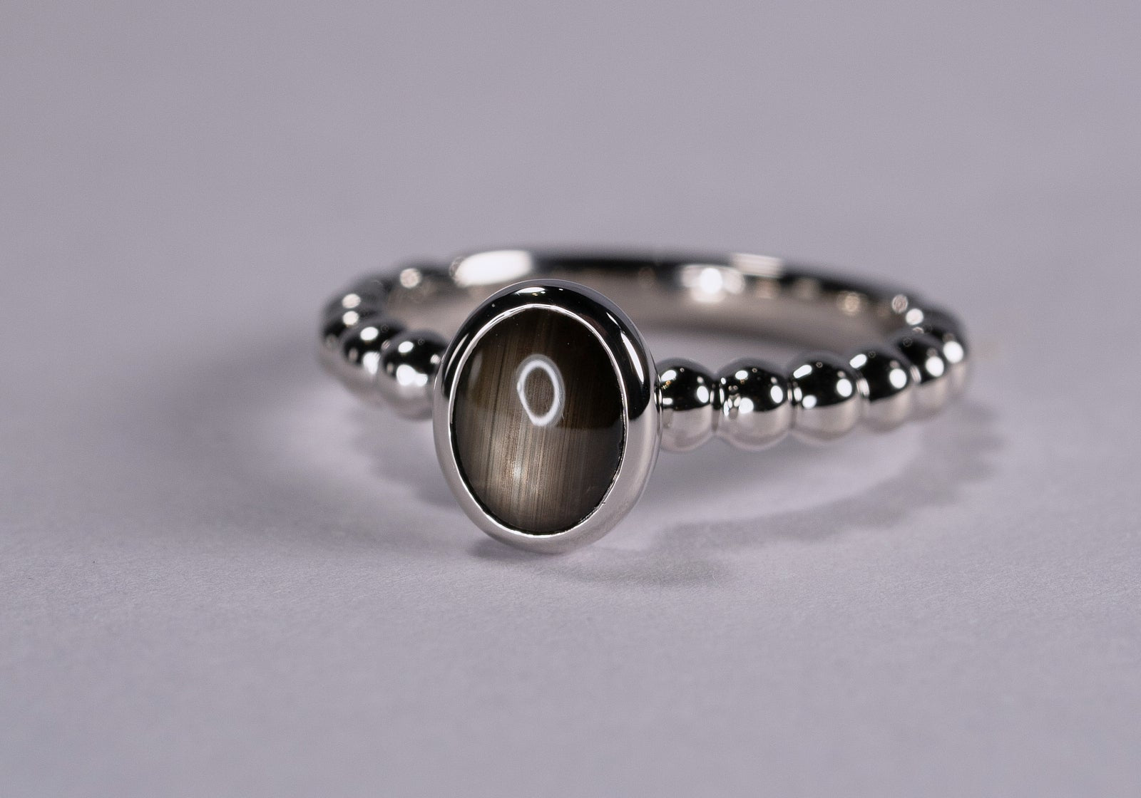 リフォーム後のブラックスターサファイアリング