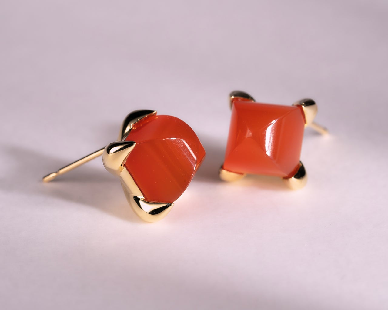 【オーダー】オレンジ色のカーネリアン。“好き”に寄り添うピアスづくり