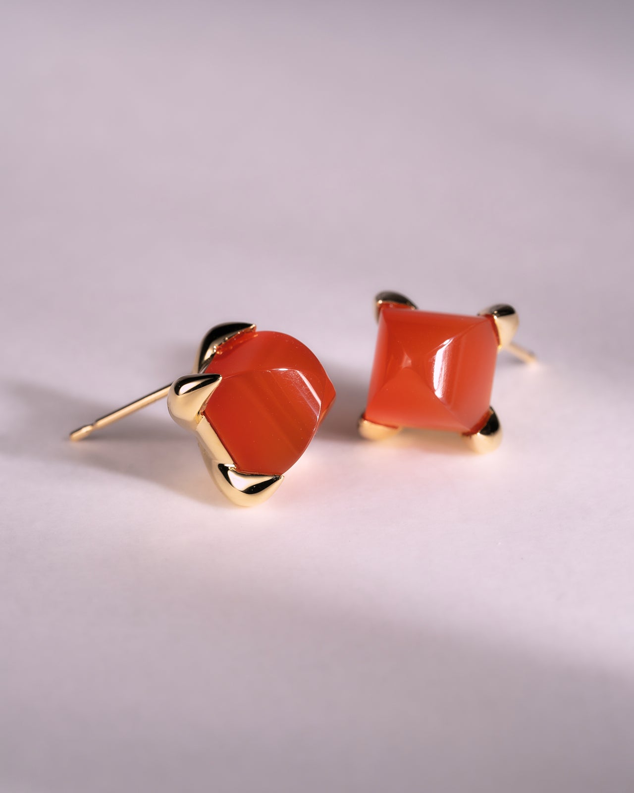 【オーダー】オレンジ色のカーネリアン。“好き”に寄り添うピアスづくり