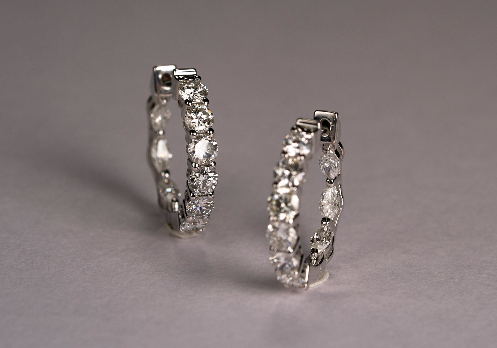 リフォーム後のダイヤモンドフープピアス