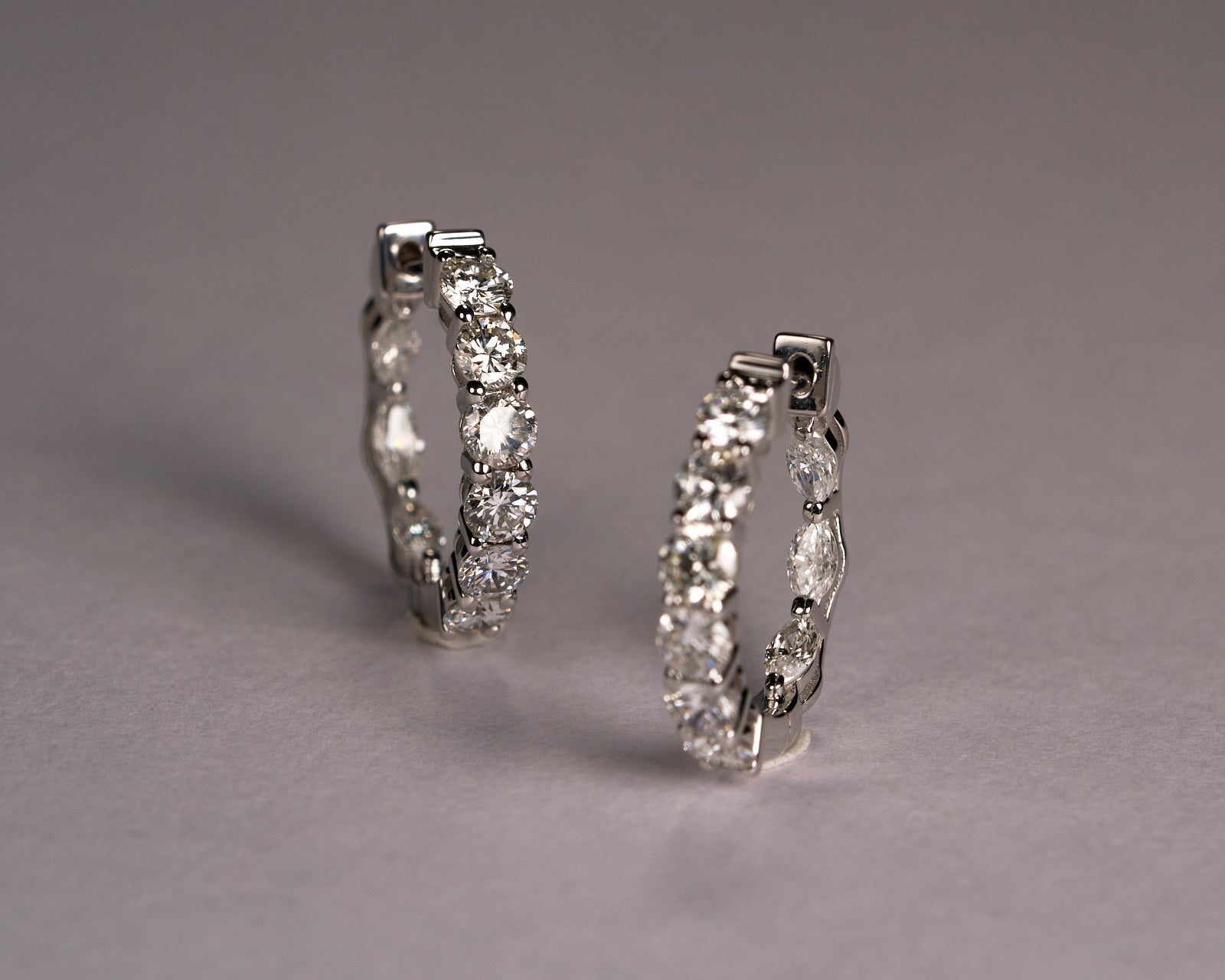 リフォーム後のダイヤモンドフープピアス