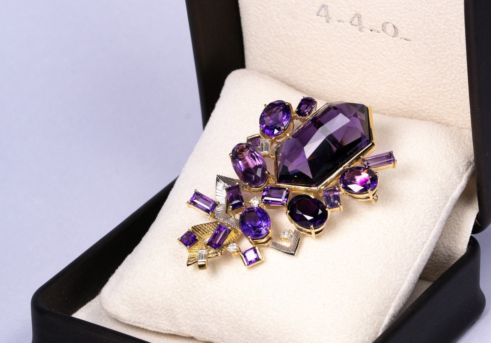 オーダー後のアメシストブローチ兼ペンダント