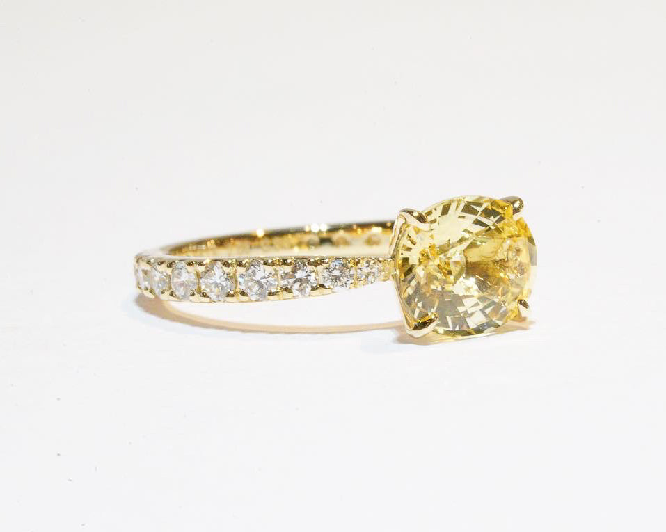 非加熱のイエローサファイアのリング　フルオーダー