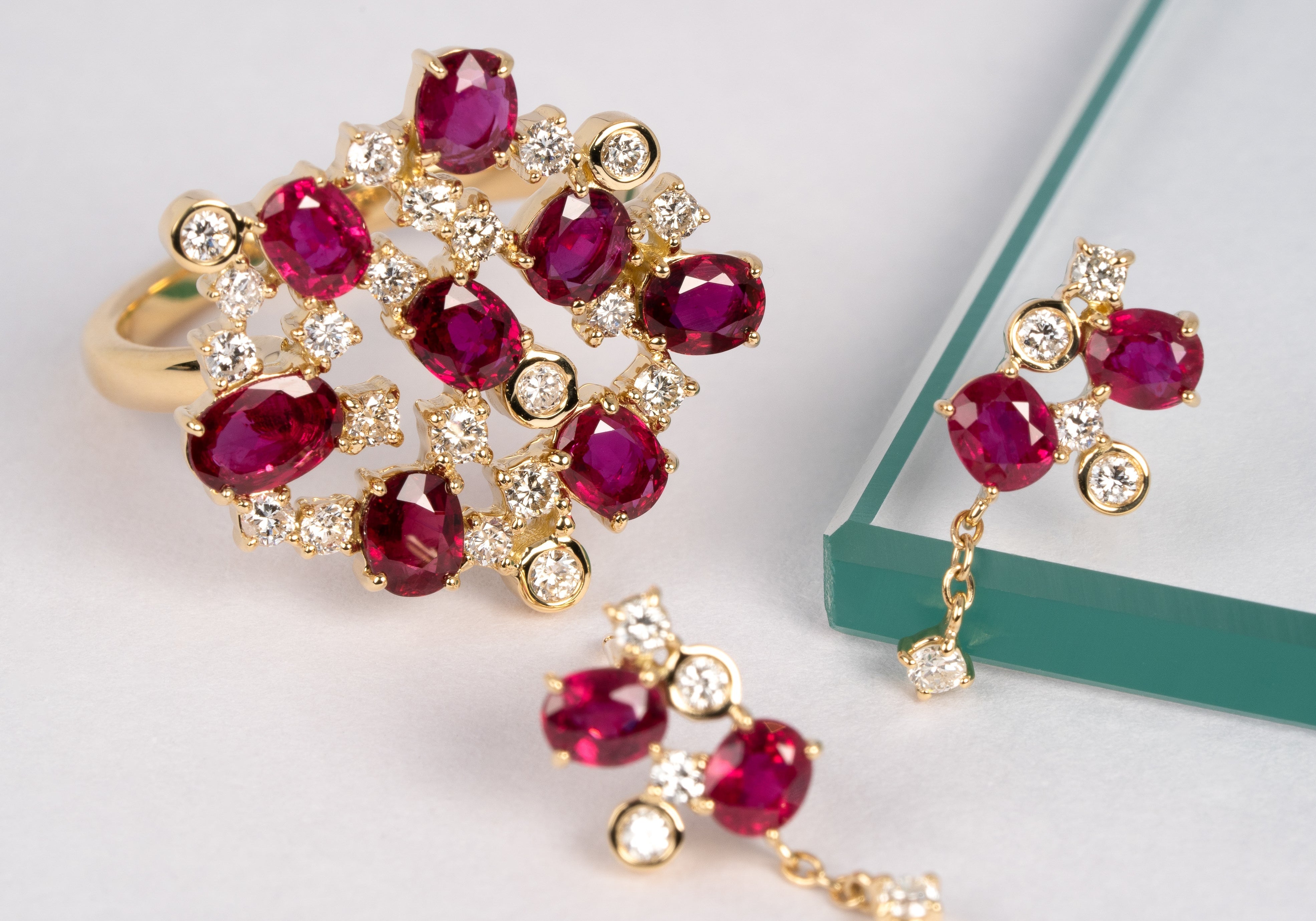 ルビーとダイヤモンドのリングとピアスのリフォーム