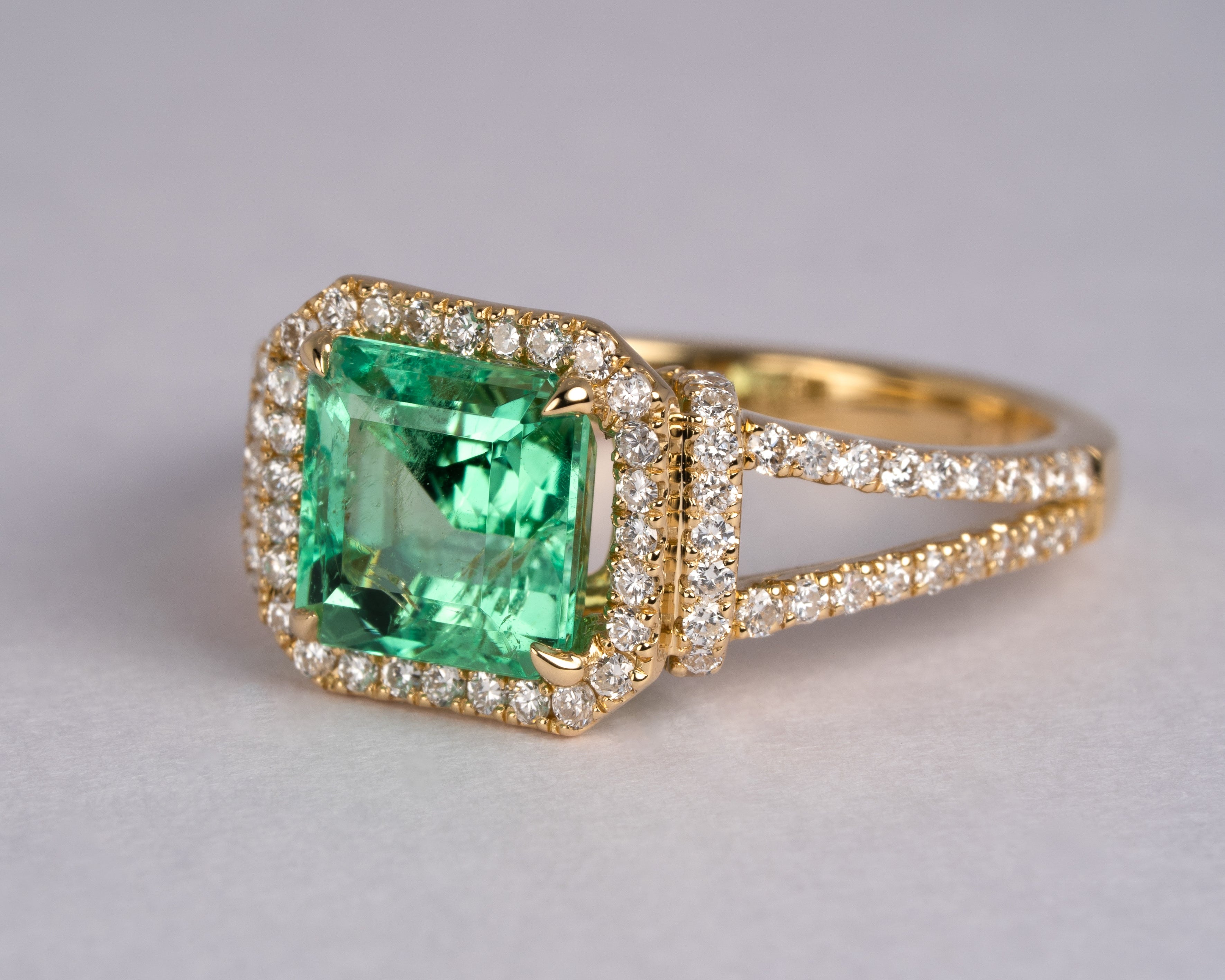 エメラルドリング