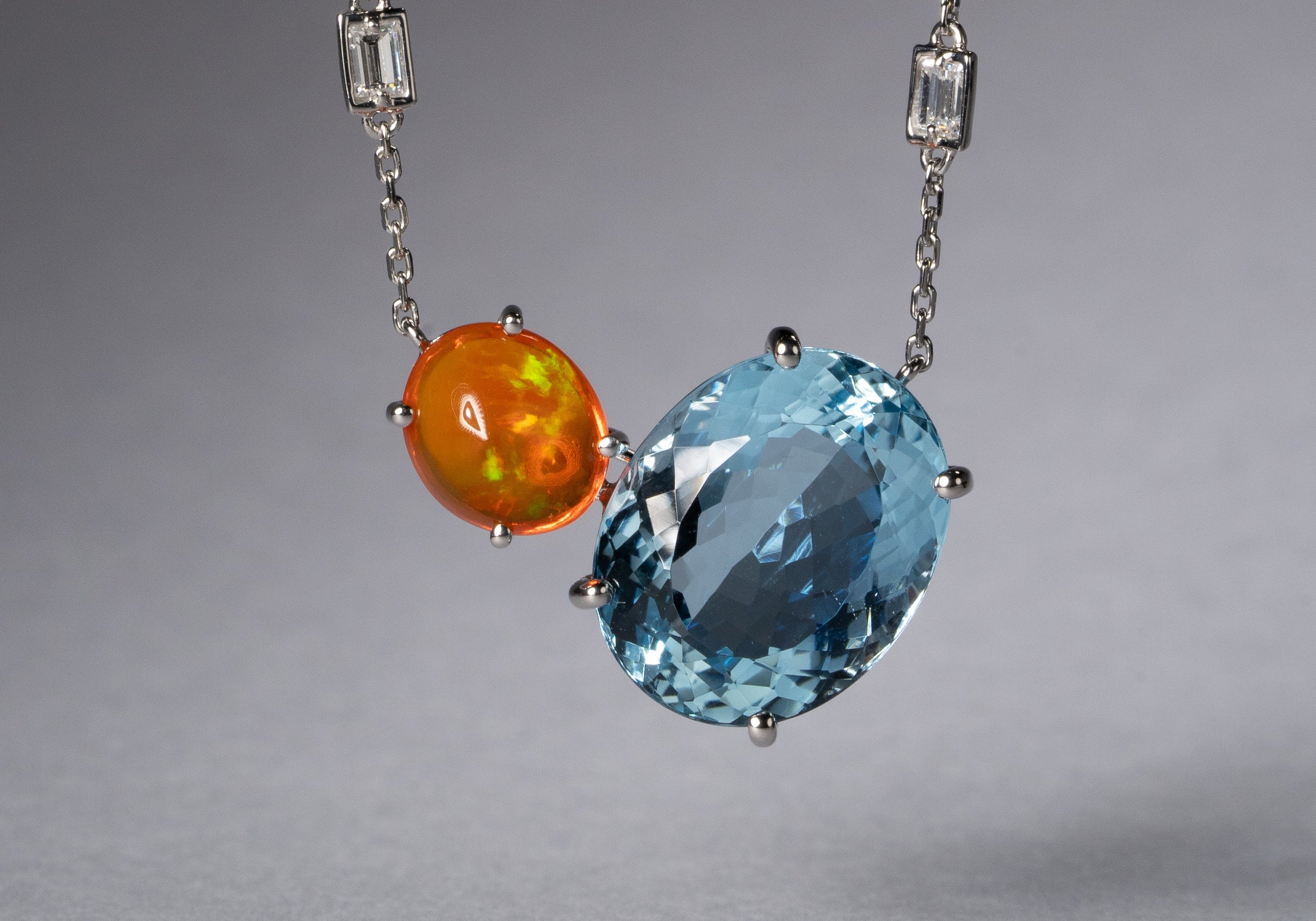 リフォーム後のネックレス