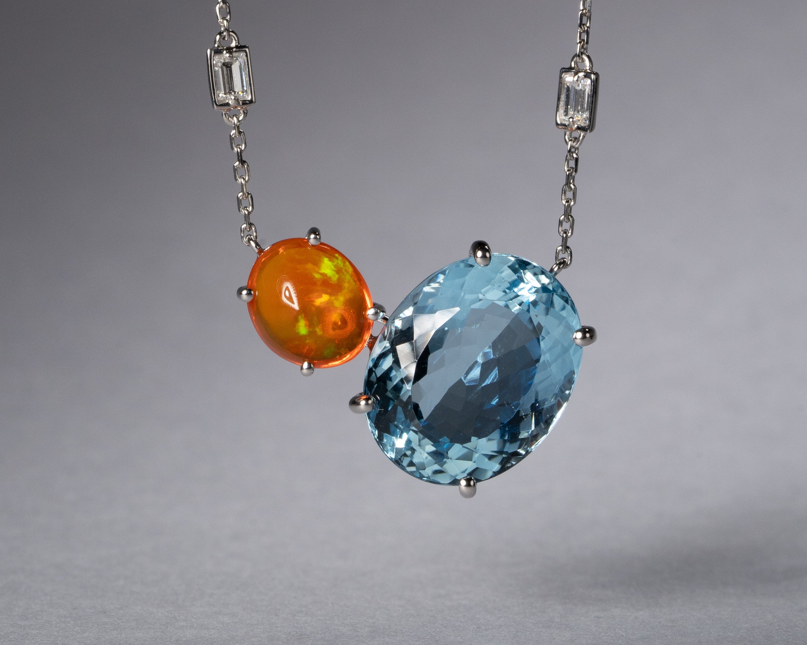 リフォーム後のネックレス