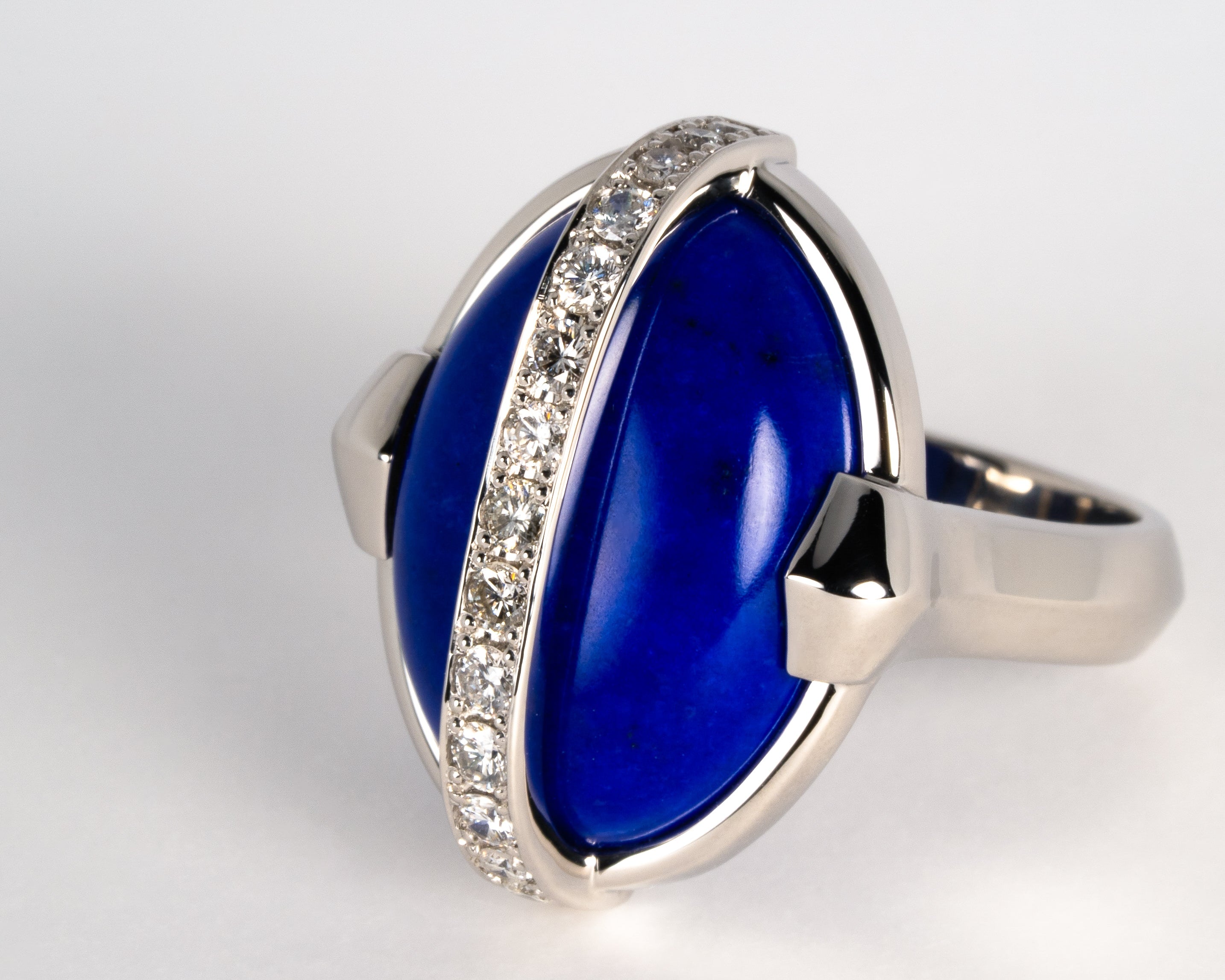 ラピスラズリのリング