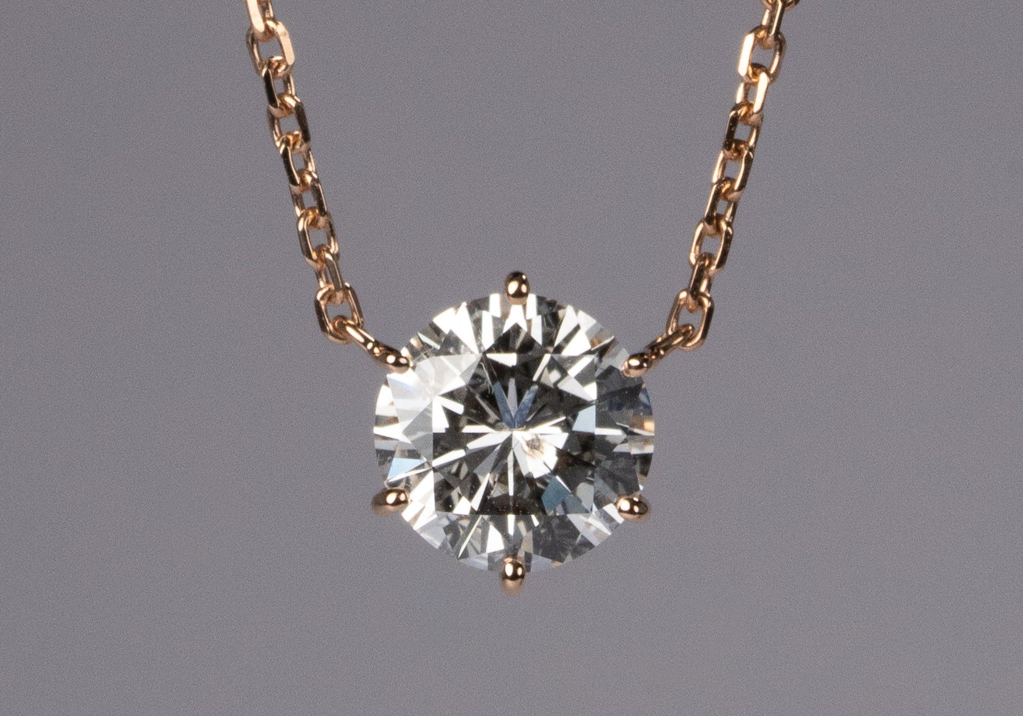 リフォーム後のダイヤモンドネックレス