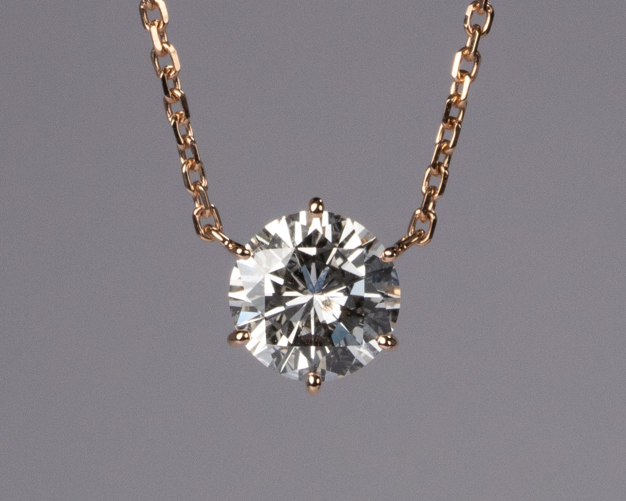 リフォーム後のダイヤモンドネックレス