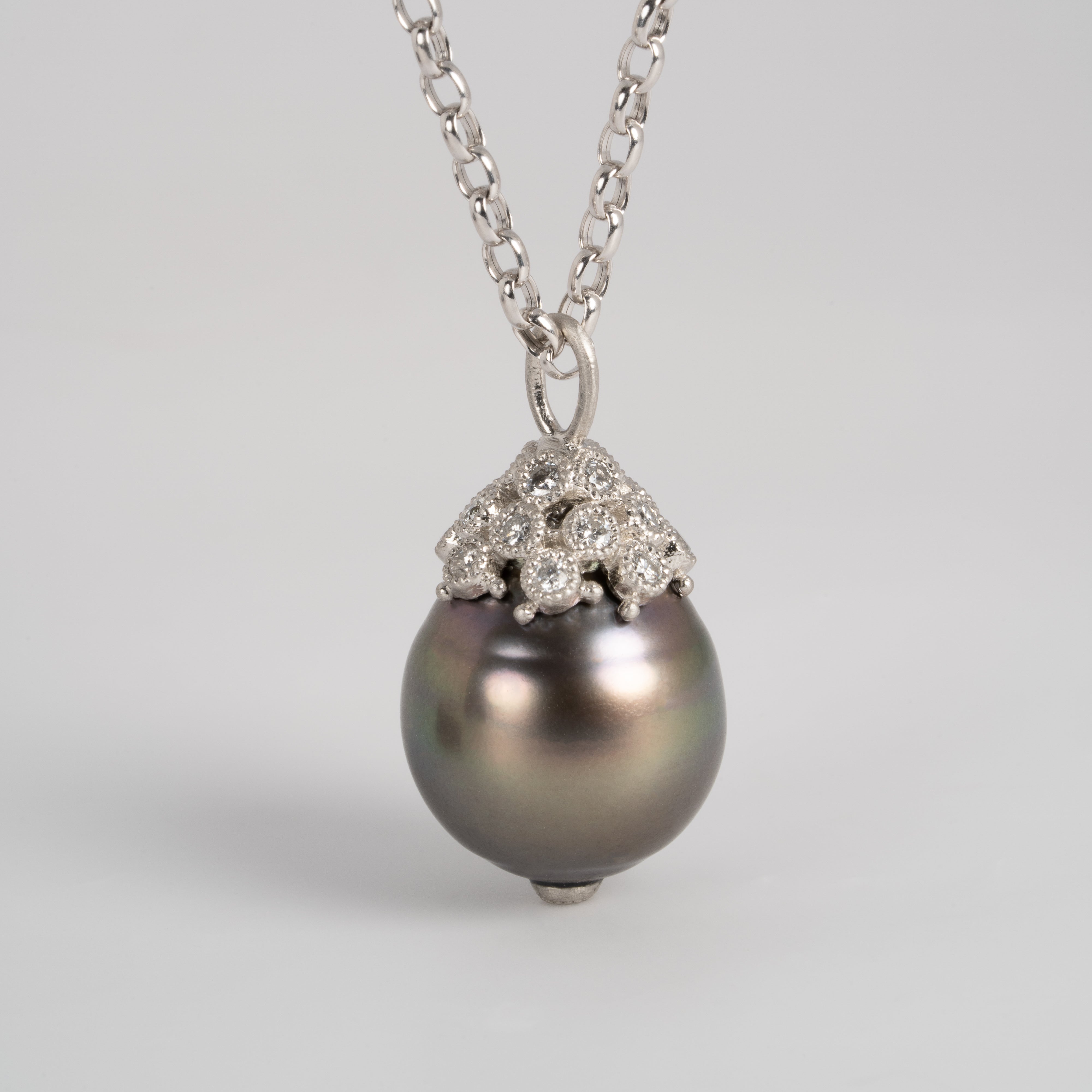 リフォーム後のパールペンダントトップ