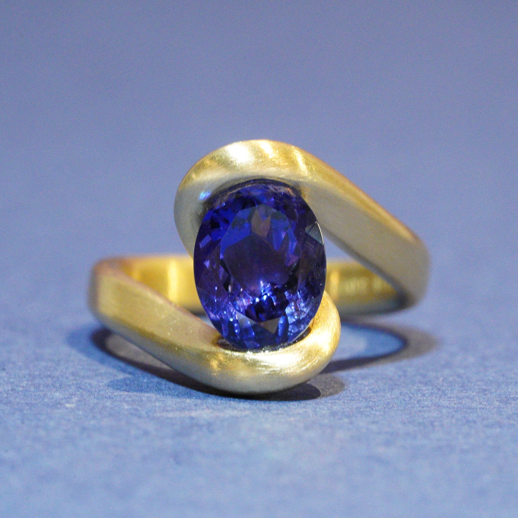 【オーダー】タンザナイトが繋ぐ一筋の光