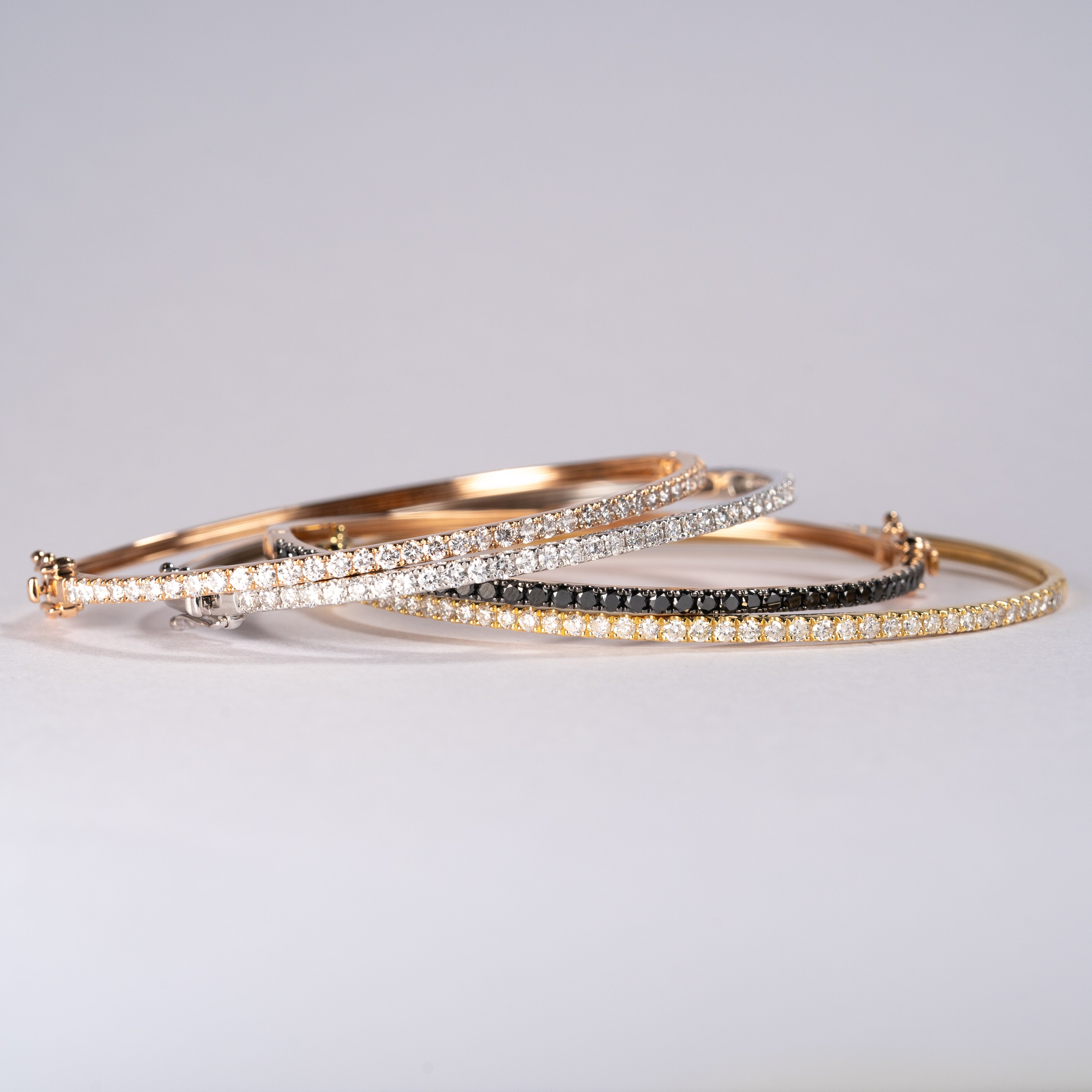 440 Basic ダイヤモンド バングル 1ct エタニティ ダイヤモンド