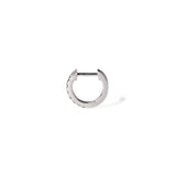 440 Basic ダイヤモンド フープピアス 10mm 耳元 クローズアップ