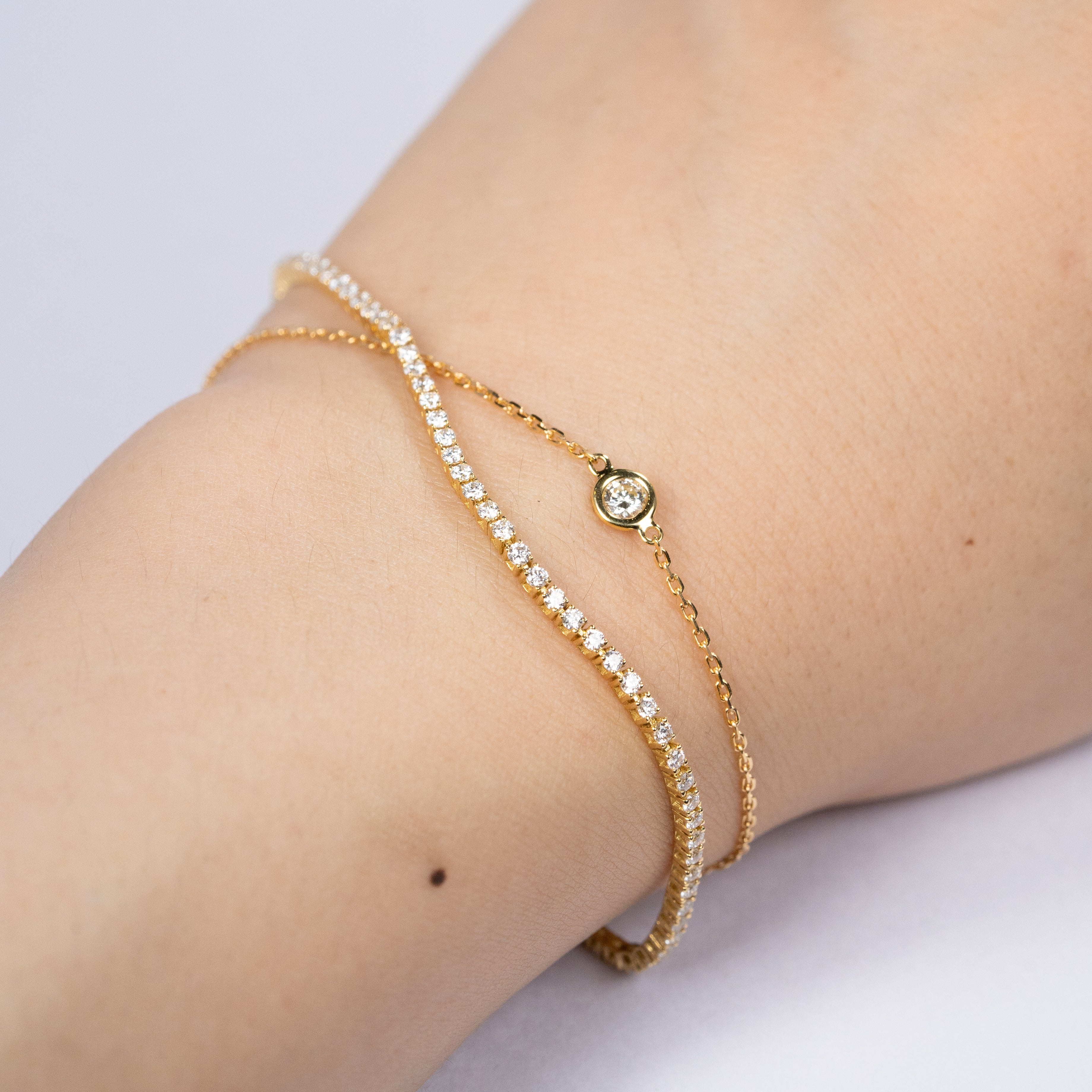 440 Basic Classic ダイヤモンド テニスブレスレット 1.4ct スタイリング2