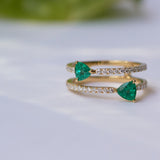 Twins - トリリアントカットエメラルド リング