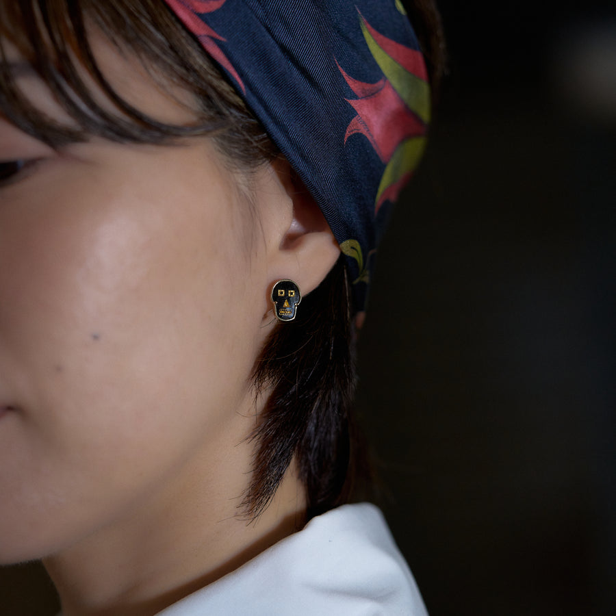 【 ハロウィン限定 】2way ブラックダイヤモンド スカルピアス（ストイック）