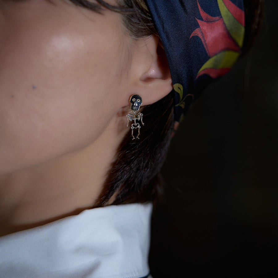 【 ハロウィン限定 】2way ブラックダイヤモンド スカルピアス（メランコリー）