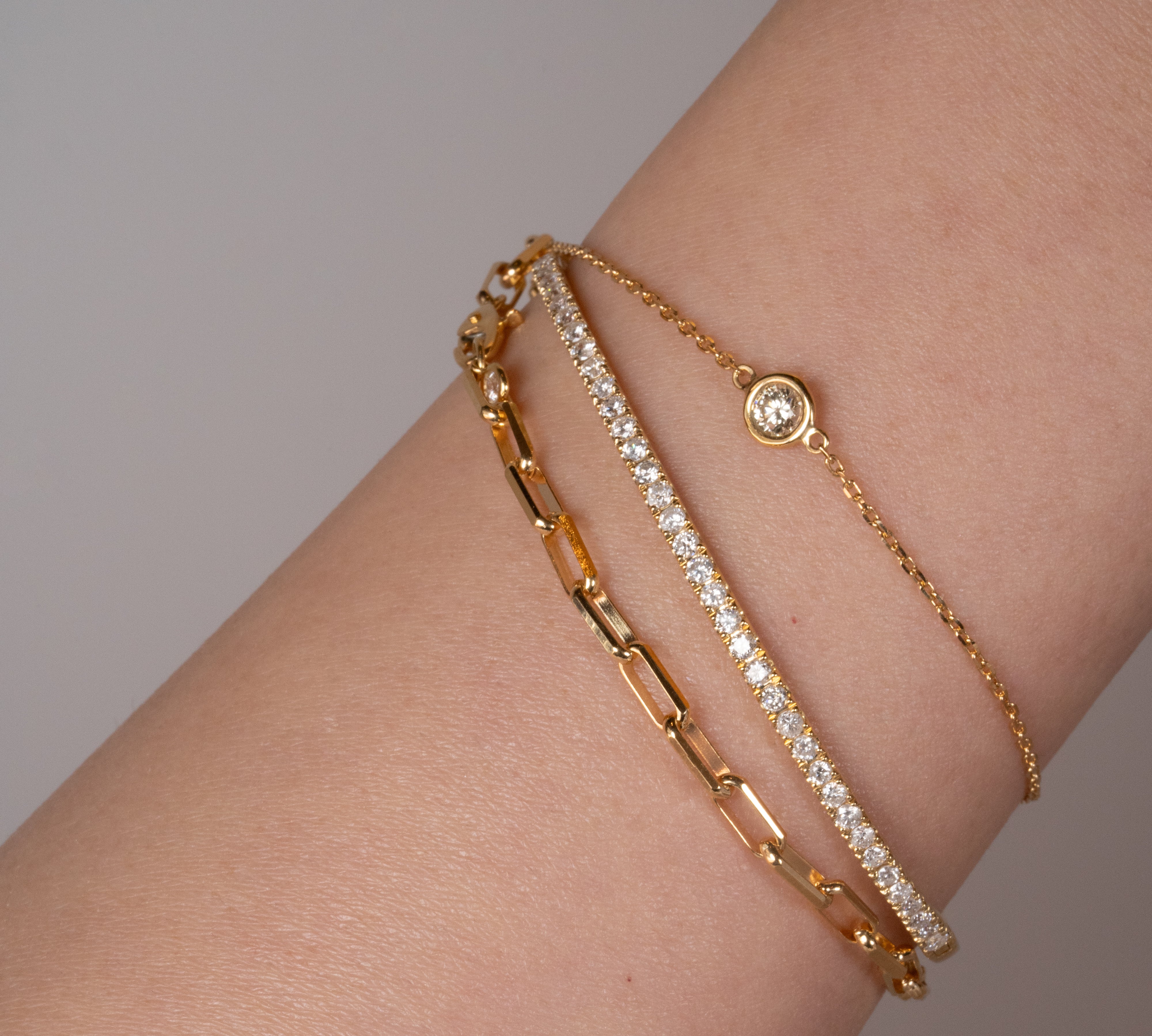 O3 ブレスレット ダイヤモンド付き 着用イメージ 重ねづけ