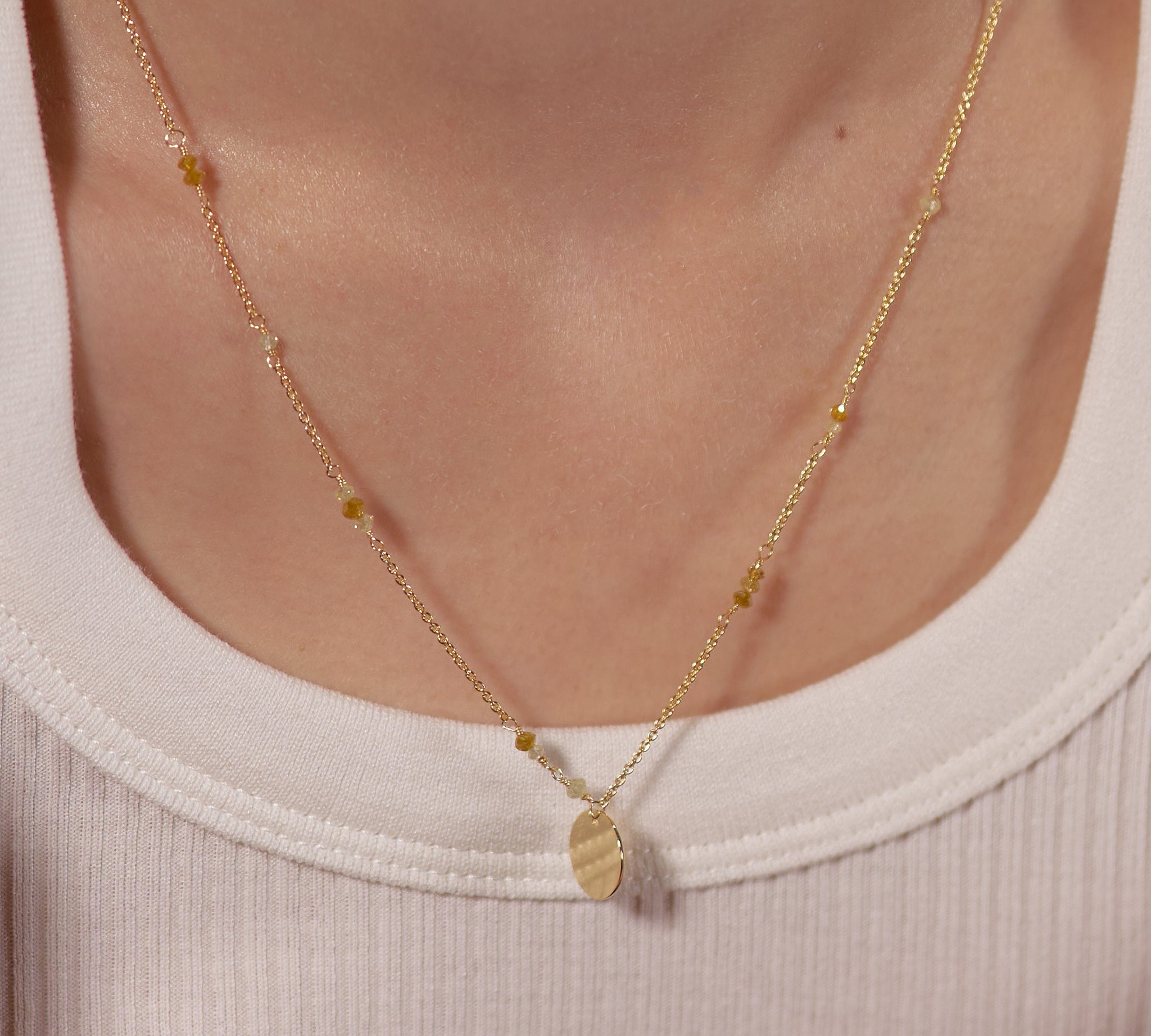 ParVert ラフダイヤモンド ネックレス 着用イメージ