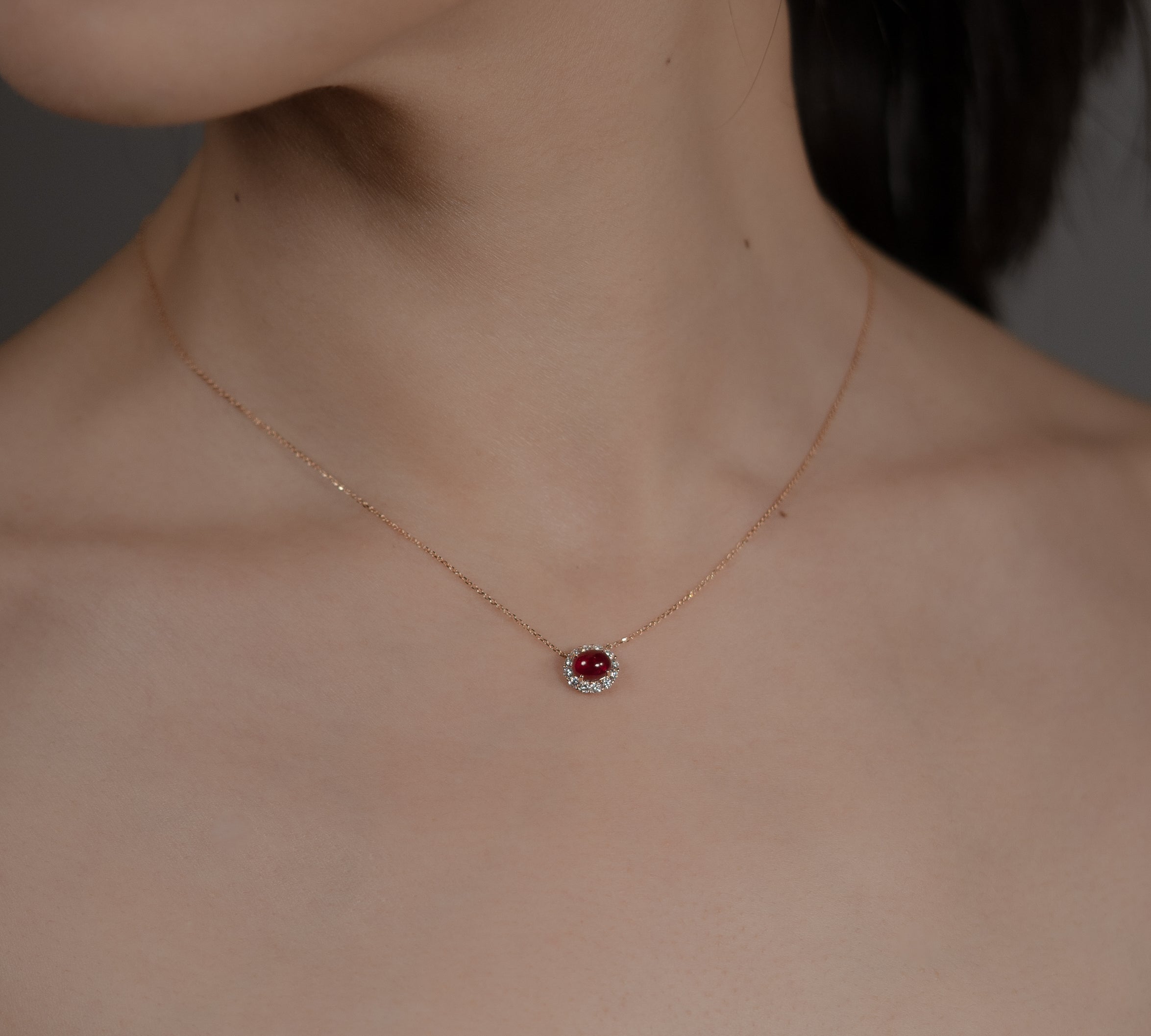 Tutu ルビー ネックレス 1.20ct 着用イメージ