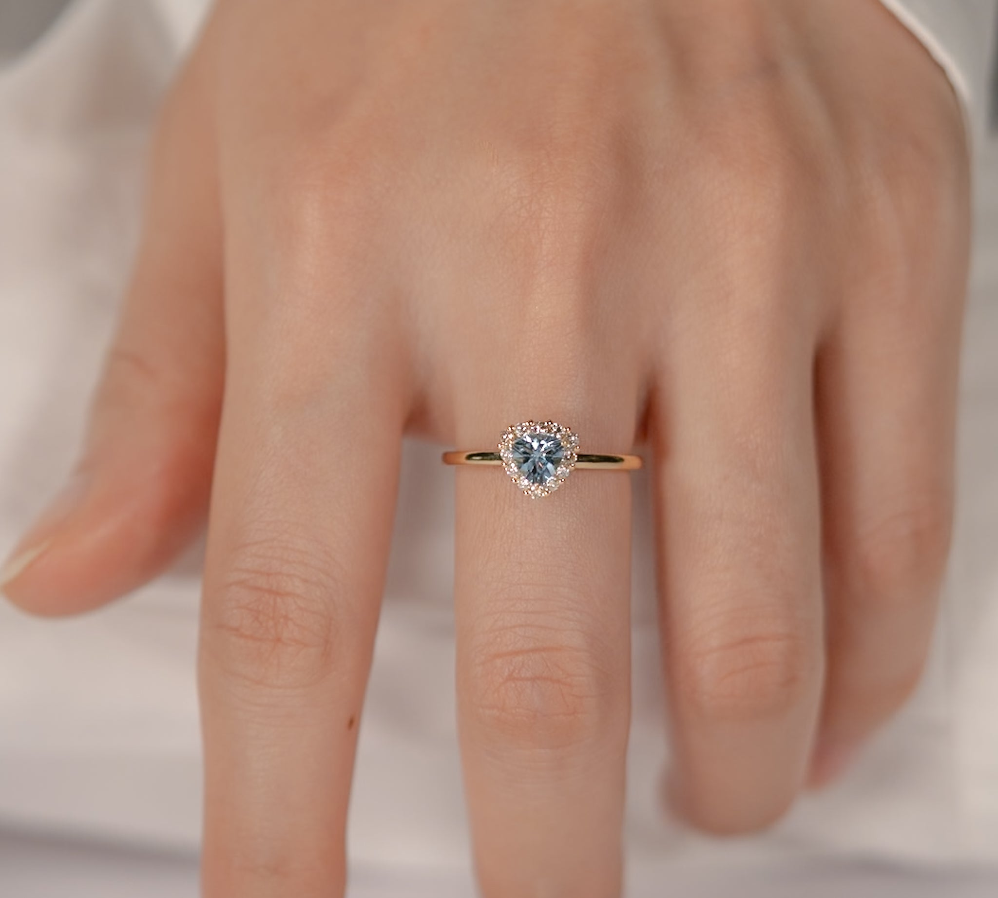 Tutu アクアマリン リング 0.45ct 着用イメージ