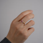 Tutu パパラチアサファイア リング 1.02ct 着用 クローズアップ